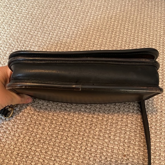 Vintage Coach Convertible Clutch H40-9755 - Picture 3 of 8